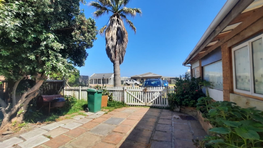 3 Bedroom Property for Sale in Bettys Bay Western Cape